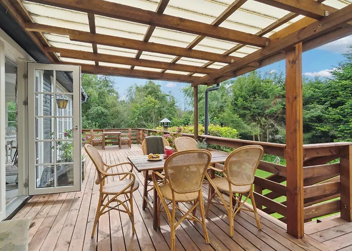 3 Bedroom Stunning In *